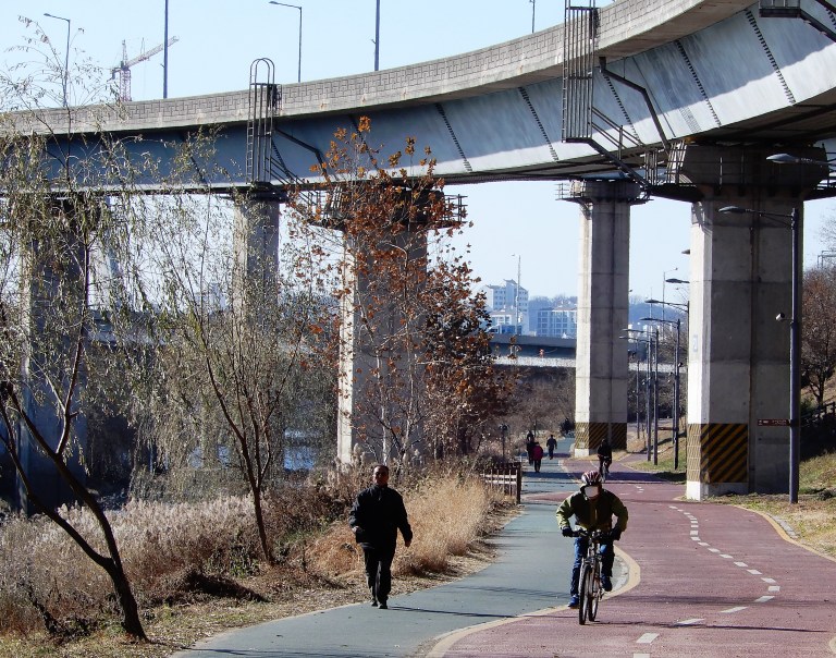 Seoul - biking and walking 2